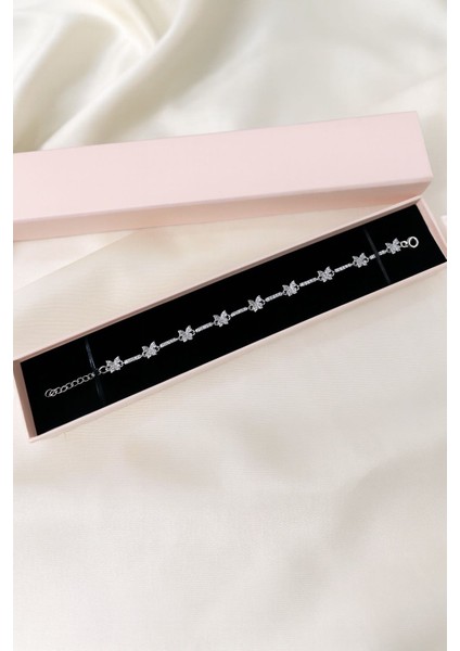 925 Ayar Gümüş Kelebek Model Kadın Bileklik Pembe Taşlı Zarif Takı