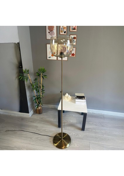 Dijon Bal Rengi Cam Lambader Düz Ince Gövde Modern Dekoratif Metal Oturma Odası Zemin Lambası modelleri