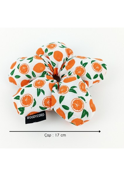 El Yapımı Portakal Desenli Beyaz Çiçek Scrunchie Topuz Tokası fiyatları