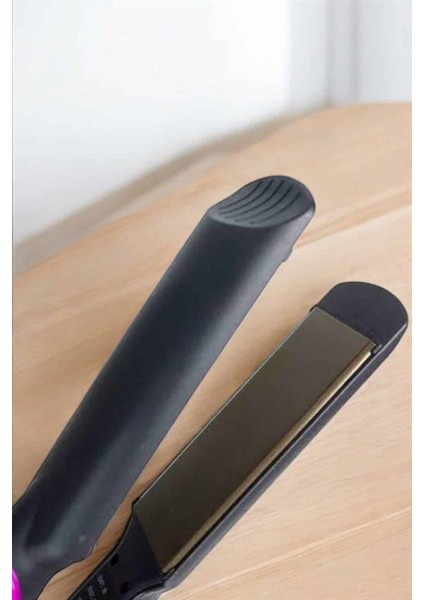 Saç Düzleştirici Isı Ayarlı Seramik Kaplama Döner Kablo Yıpranma Karşıtı - FEİ9006-8922 modelleri