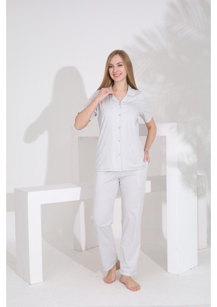 %100 Pamuk Kısa Kol Önden Düğmeli Gömlek Yaka Kadın Pijama Takımı 73400