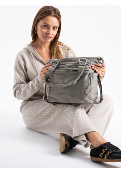 Su Geçirmez Paraşüt Kumaş Spor Görünümlü El ve Omuz Askılı Kadın Çanta fırsatları