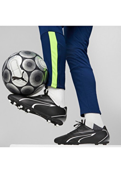 Vıtorıa Fg/ag 107483 Erkek Halısaha Krampon Microfiber Malzemeden Üretilmiştir