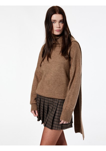 x Şahika Ercümen - Uzun Kollu Oversize Triko Atkılı Kazak