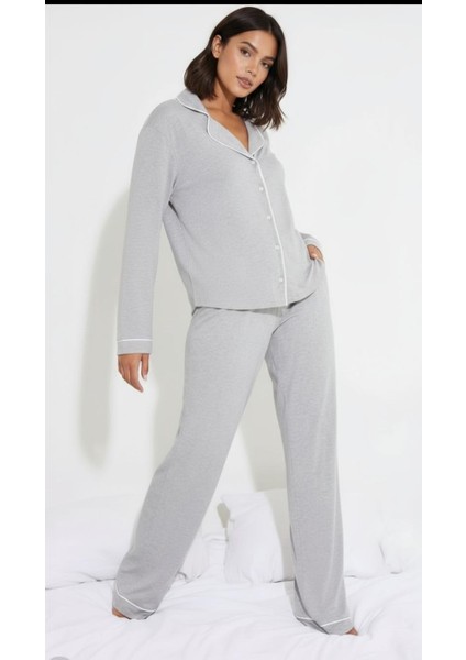 Düğmeli Biyeli Pijama Takımı