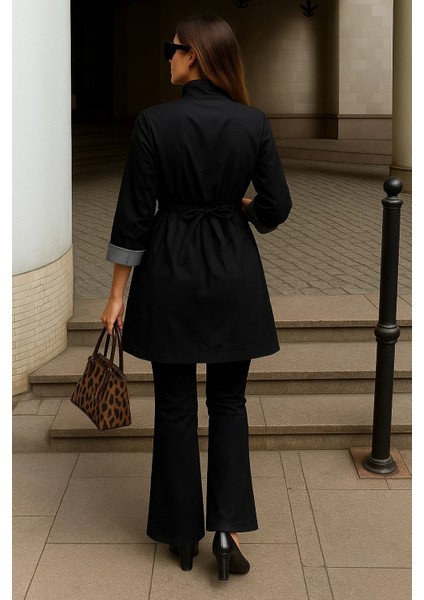 Kadın Fermuarlı Büzgülü Çizgili Siyah Kısa Trençkot indirimleri