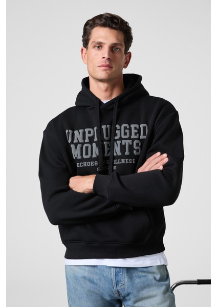 Cassıan Erkek Önü Kabaran Baskılı Kapüşonlu Kordonlu Kanguru Cepli Siyah Sweatshirt modelleri