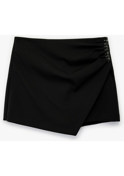 Drape Detaylı Kruvaze Mini Taşlı Şort Etek