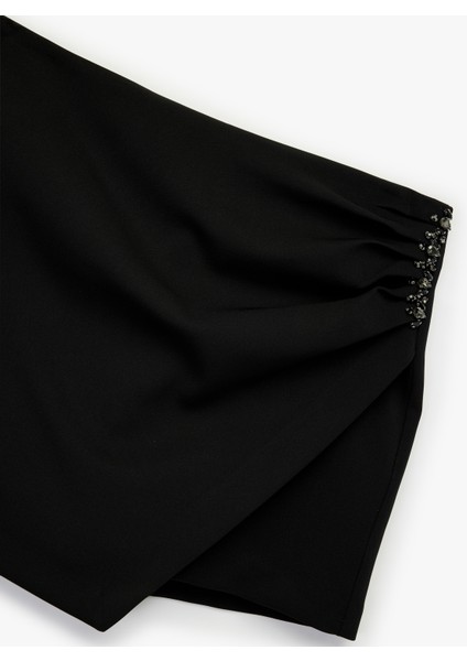 Drape Detaylı Kruvaze Mini Taşlı Şort Etek modelleri
