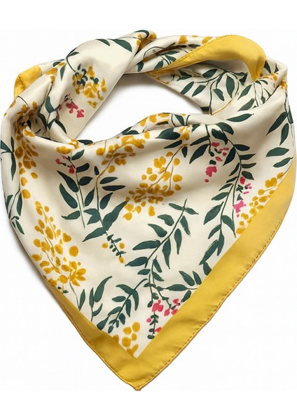 Sarı Çiçek Desenli Kare Fular