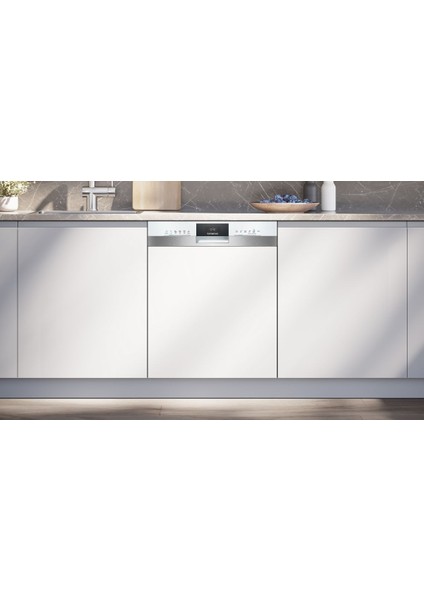 SN53IW50KT IQ300 D Enerji Sınıfı 4 Programlı Yarı Ankastre Bulaşık Makinesi