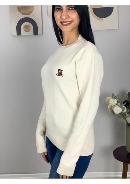 Kadın Teddy Bear Nakışlı Krem Triko Kazak Krem S fırsatları