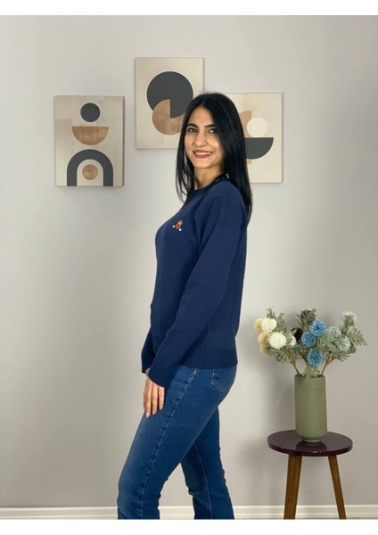 Kadın Teddy Bear Nakışlı Krem Triko Kazak Lacivert M fiyatları