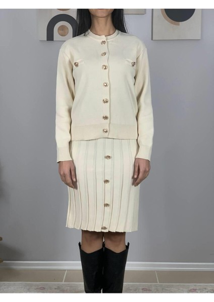 Kadın Ekru Gold Düğmeli Triko Pileli Hırka Etek Takım Ekru L