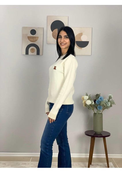 Kadın Teddy Bear Nakışlı Krem Triko Kazak Krem M fırsatları