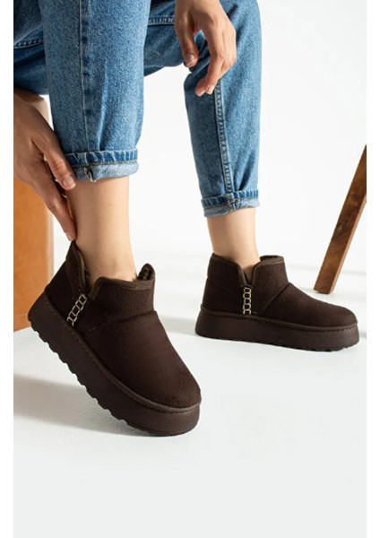 Kadın Kışlık Kaymaz Taban Peluş Astarlı Sıcak Tutan Rahat Ayakkabı Bot