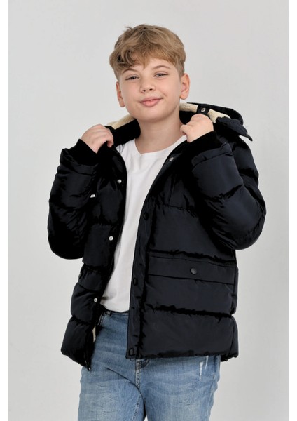 Erkek Çocuk Kışlık Yoğun Elyaf Dolum Iç Kısmı Polar Astarlı Kapüşonlu Erkek Mont Kaban modelleri