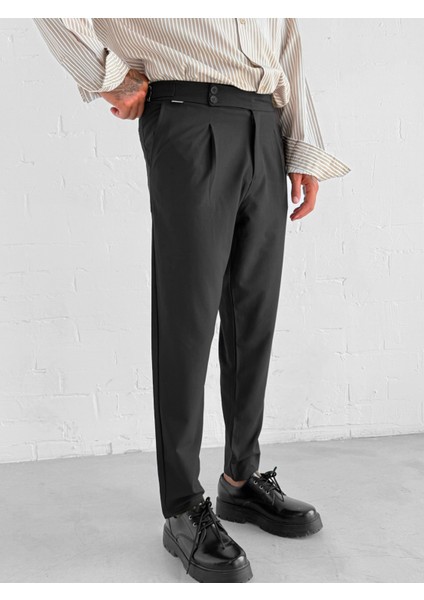 Erkek Ayarlanabilir Tokalı Pileli Kumaş Pantolon Siyah