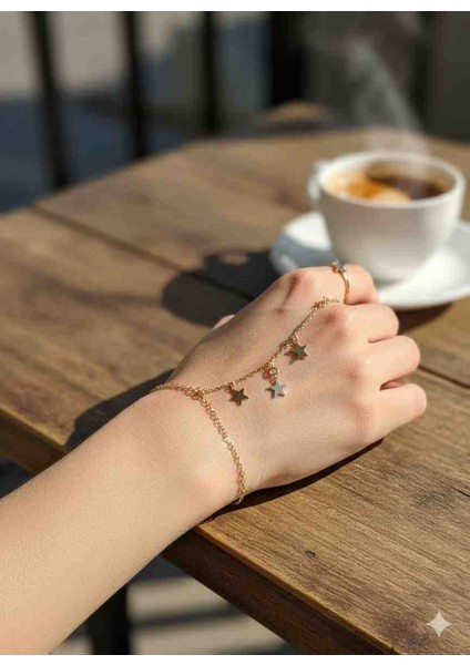 ​✨ Trend Aksesuar! Sallantılı Yıldız Detaylı Altın Rengi Şahmeran (Hand Chain