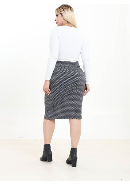 Esnek Büyük Beden Etek 44E-2750 fırsatları