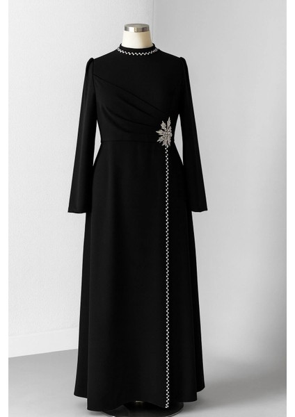 Krep Kumaş Taş Detaylı Abiye