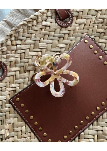 Lady Blossom Kemik Mandal Toka fırsatları