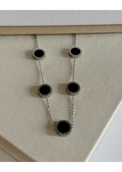 Silver Roma Harf Kolye fiyatları