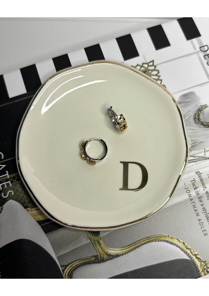 x Taş Kaplama Halka Küpe