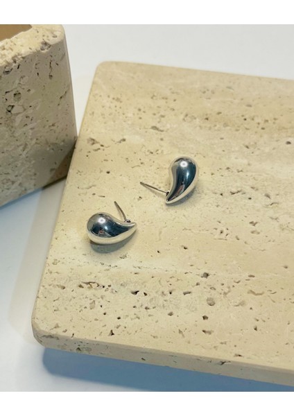 Silver Bottega Damla Küpe fırsatları