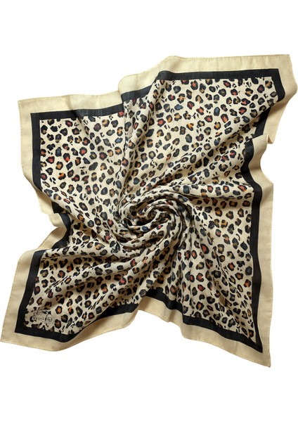 Renkli Detaylı Modern Kare Eşarp