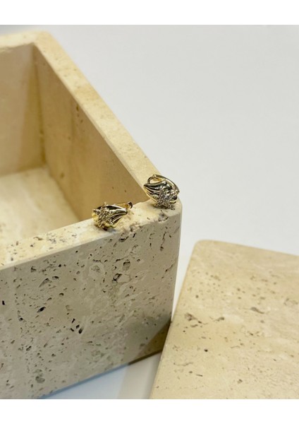 Mini Taşlı Deniz Kabuğu Küpe modelleri