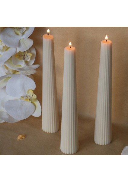 Lumıerı Candle El Yapımı Kokusuz Çokgen Uzun Şamdanlık Dekoratif Kalıp Mum– Kırık Beyaz -22*4 fiyatları