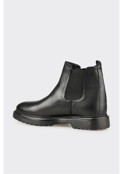 Siyah Deri Erkek Günlük Bot modelleri