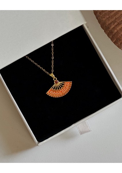 TURUNCU YELPAZE KOLYE modelleri