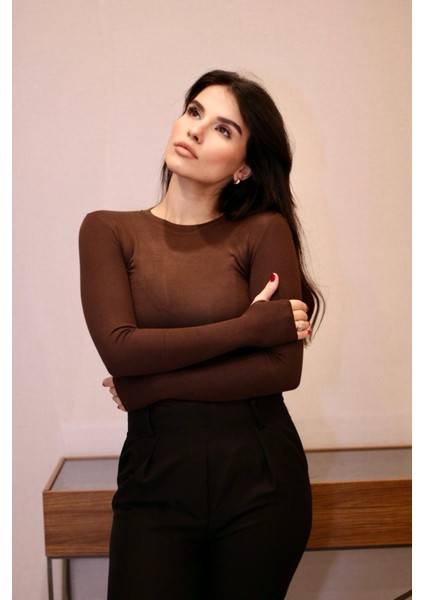 Bisiklet Yaka Parmak Geçmeli Kaliteli Buzzy Kumaş Badi modelleri