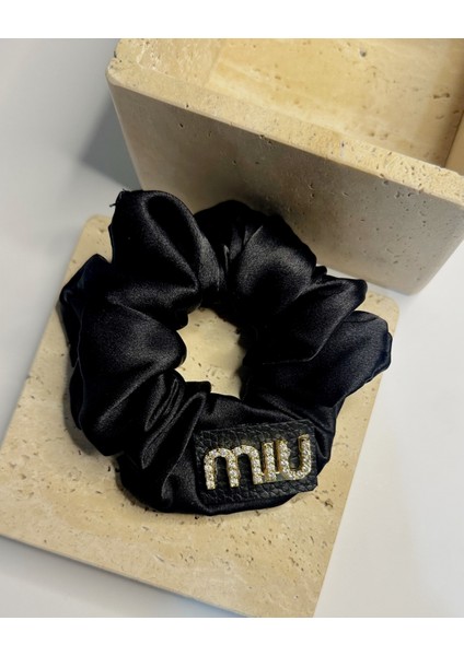 BLACK MİU LASTİK TOKA fiyatları