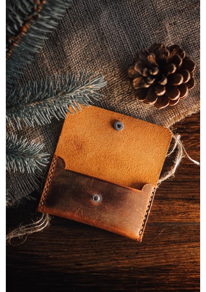 Rustic Snap %100 Hakiki Deri Kartlık – El Işçiliği Minimal Kartlık Cüzdan