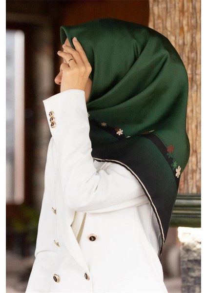 Tivil Haki Çiçek Çerçeve Desenli Ipek Eşarp 50318-0037-0011