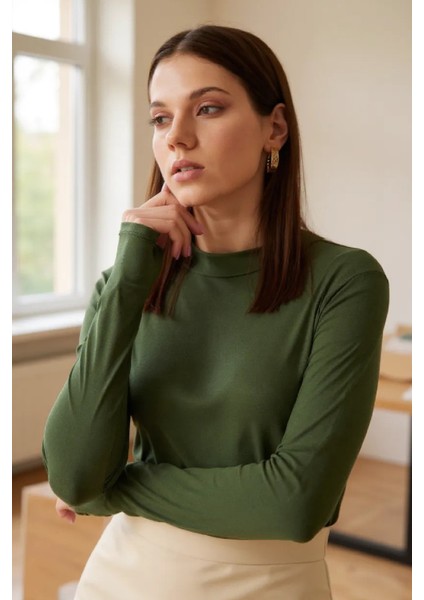 Kadın Haki Yeşili Parmak Detaylı Esnek Uzun Kollu Body