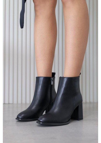 NW290011 Model 6 cm Topuklu Yeni Sezon Kısa Bot Sıyah