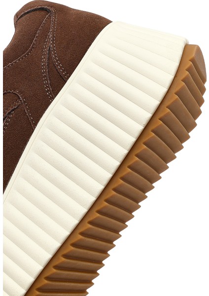Kadın Kahverengi Bağcıklı Kalın Tabanlı Süet Sneaker 25AFD431310