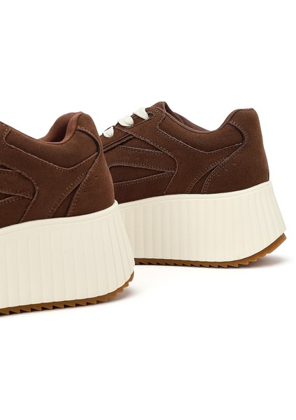 Kadın Kahverengi Bağcıklı Kalın Tabanlı Süet Sneaker 25AFD431310