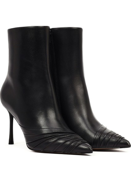 Kadın Siyah Fermuarlı Ince Topuklu Deri Bot 25WFD101318 indirimleri
