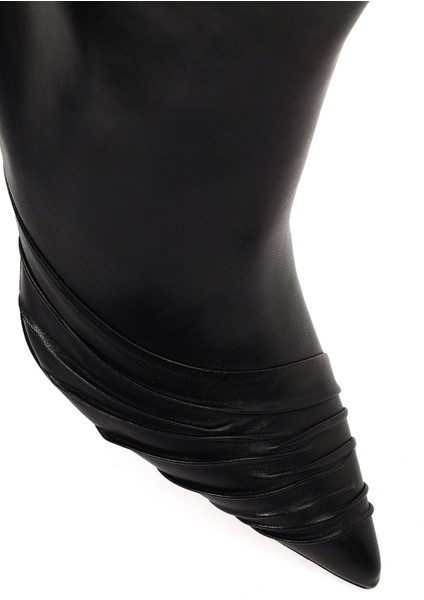 Kadın Siyah Fermuarlı Ince Topuklu Deri Bot 25WFD101318