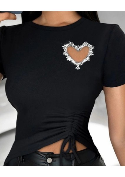 Kadın Kısa Kollu Bisiklet Yaka Kalp Taş Detaylı Viskon Bluz fiyatları
