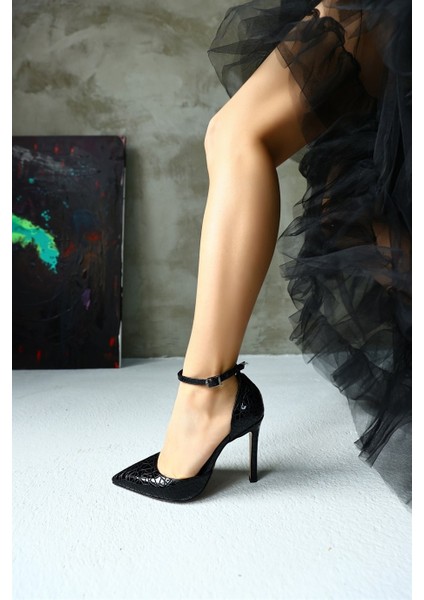 Elza Siyah Baskılı Rugan Kadın Topuklu Ayakkabı indirimleri
