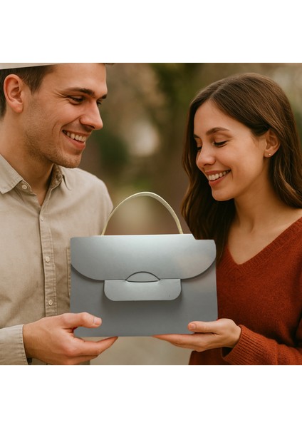 El Çantası Formunda Hediye Kutusu - 20X13X9 cm - Özel Tasarım Hediyelik Çanta fırsatları
