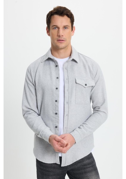 Erkek Slim Fit Tek Cep Kapaklı Düz Oduncu Spor Gri Gömlek