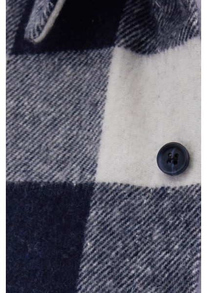 Erkek Slim Fit Dar Kesim Uzun Kollu Kapaklı Çift Cepli Kareli Kışlık Oduncu Gömlek