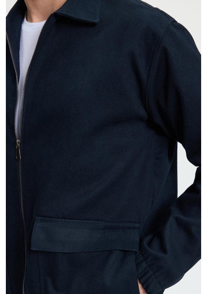 Erkek Relax Fit Rahat Kesim Çift Cep Kapaklı Fermuarlı Beli Lastikli Düz Lacivert Ceket Mont Gömlek modelleri